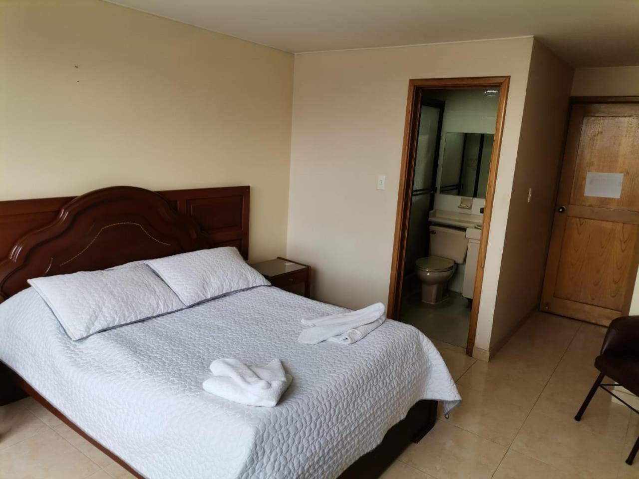 Hotel Zuhe Paipa Esterno foto